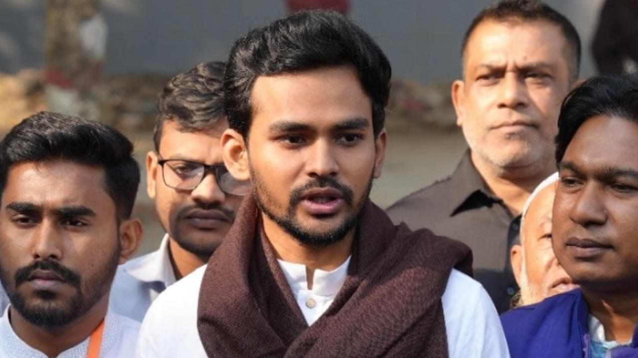 ১১ দলীয় জোটের নেতাকর্মীদের ওপর হামলা হচ্ছে : আসিফ মাহমুদ image