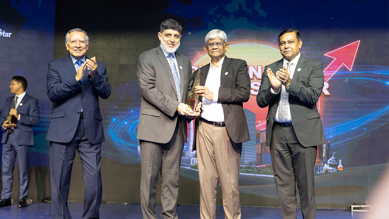 ‘বিজনেস পারসন অব দ্য ইয়ার’ নির্বাচিত প্রাণ-আরএফএল গ্রুপ চেয়ারম্যান আহসান খান চৌধুরী image